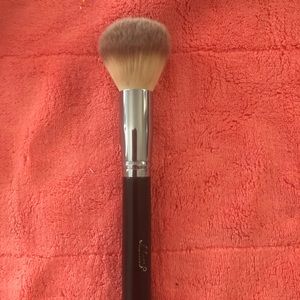 Powder brush